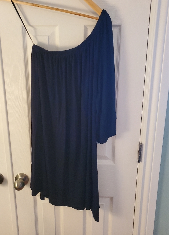 One shoulder soft black dress